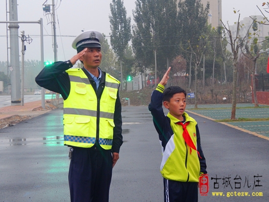 【图文】微电影《情系红领巾》今日杀青|遇见台儿庄