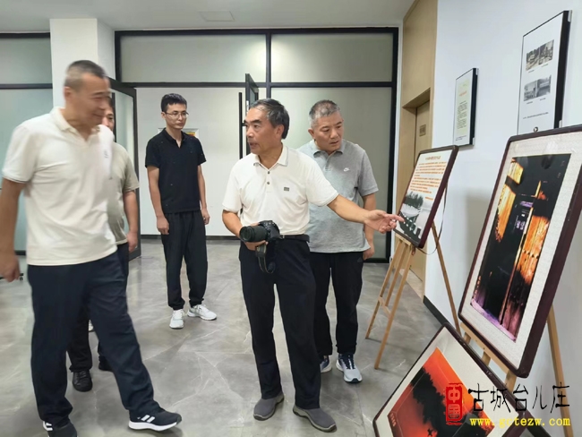 “迎国庆”刘同林摄影作品展（图）