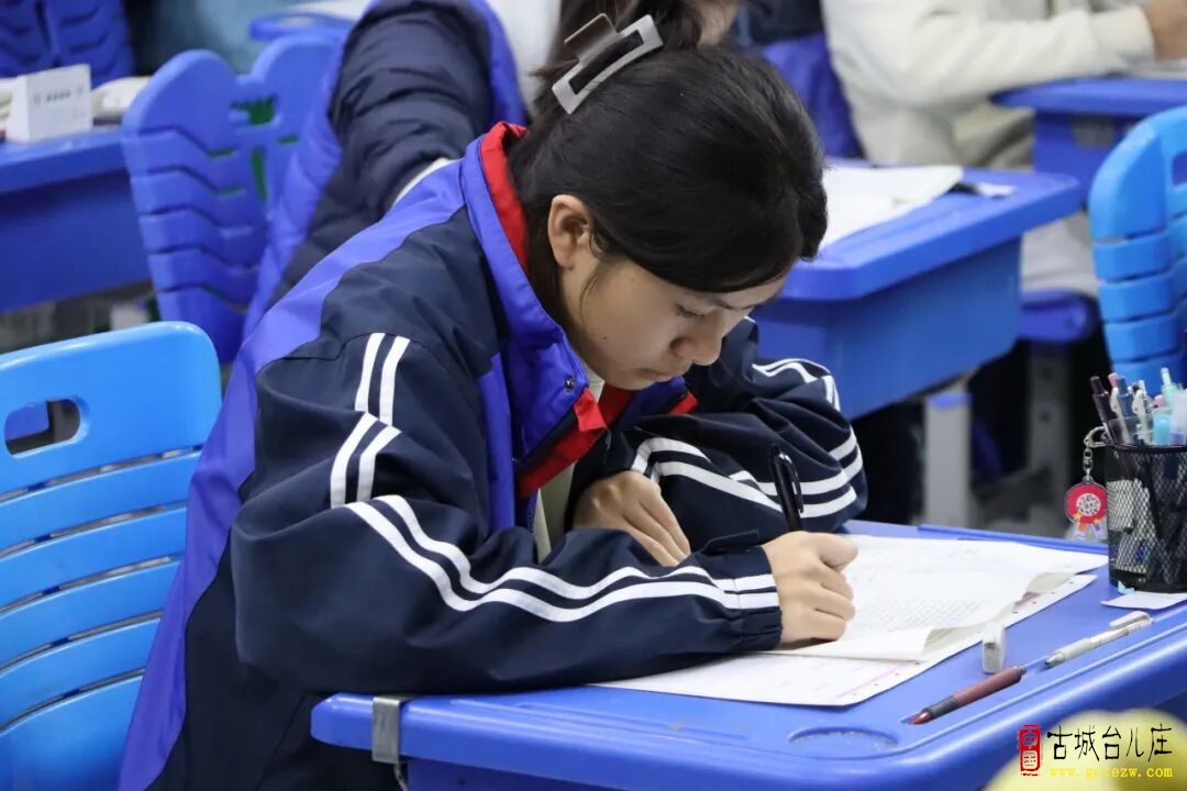 衡水鸣鸿教育集团台儿庄校区高三年级期中考试顺利推进（图）