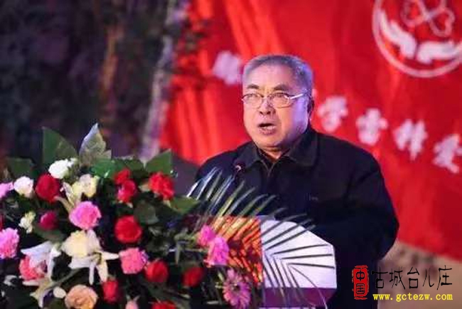 曲建文丨永不退休的雷锋班长（图）