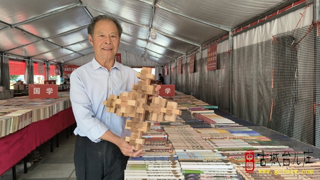 张裕亭：二十余载匠心坚守，非遗木作绽放璀璨光芒（图）