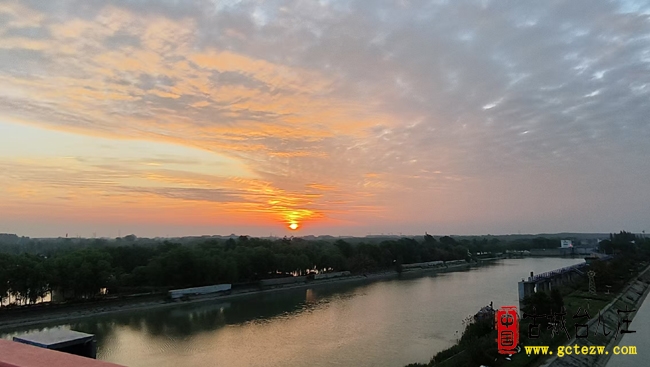 晨光浸染台儿庄 运河美景醉游人（图）