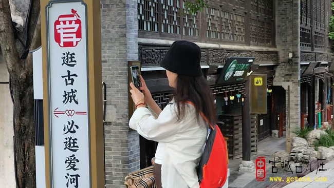台儿庄古城爱河街：浪漫新地标引八方游客纷至沓来（图）