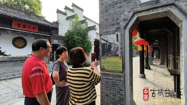 海南游客台儿庄古城邂逅雨后美景，纪念抗战胜利80周年与七七事变88周年（图）