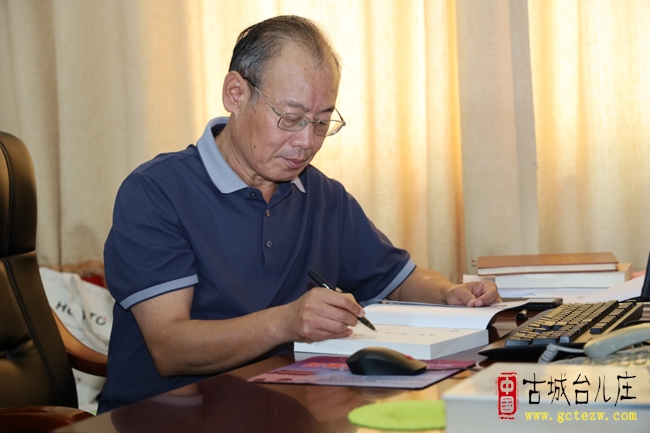 纪念抗战胜利80周年，《壮哉！台儿庄》出版发行（图）