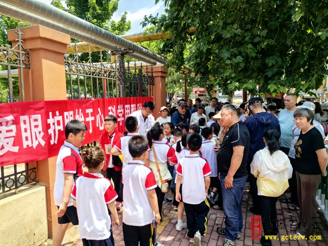 市中区文化路街道社区卫生中心开展爱眼护眼健康咨询活动（图）