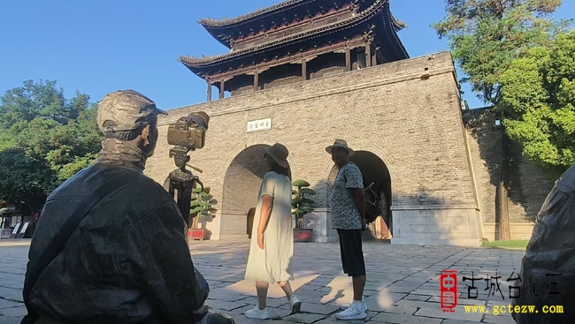 光影传岁月 老镜映古城丨寻访台儿庄老一代摄影师纪振德光影往事