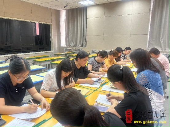 聚焦学科核心素养 打造精准达标课堂丨鑫昌路小学数学组开展立标课评课教研活动（图）