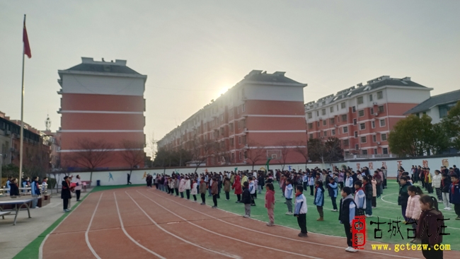 春风十里，不如学雷锋的你丨台儿庄区实验小学顺河校区开展系列活动（图）