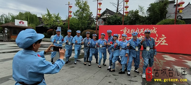铭记历史，龙狮精神与抗战精神共闪耀丨湖北省老河口龙狮联合队走进台儿庄大战遗址公园（图）