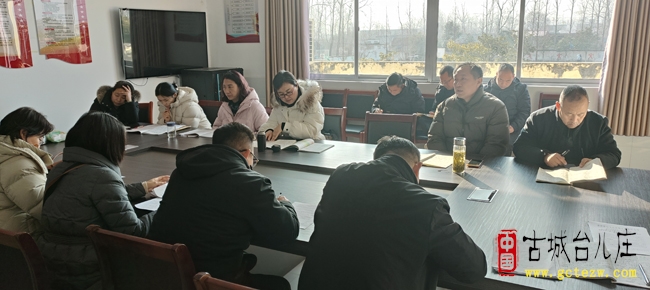 教以共进 研以致远丨台儿庄区实验小学顺河校区等三校开展新课堂达标“四联双推”联合教研