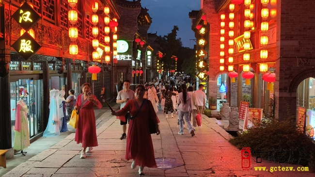 旧藏图纸忆峥嵘 蝶变古城启新程丨老导游图见证台儿庄文旅迭代升级（图）
