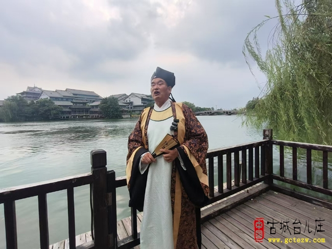 朱之文来台儿庄啦（图）